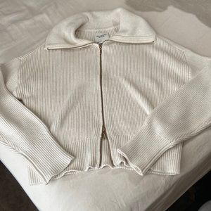 Abercrombie and fitch sweater